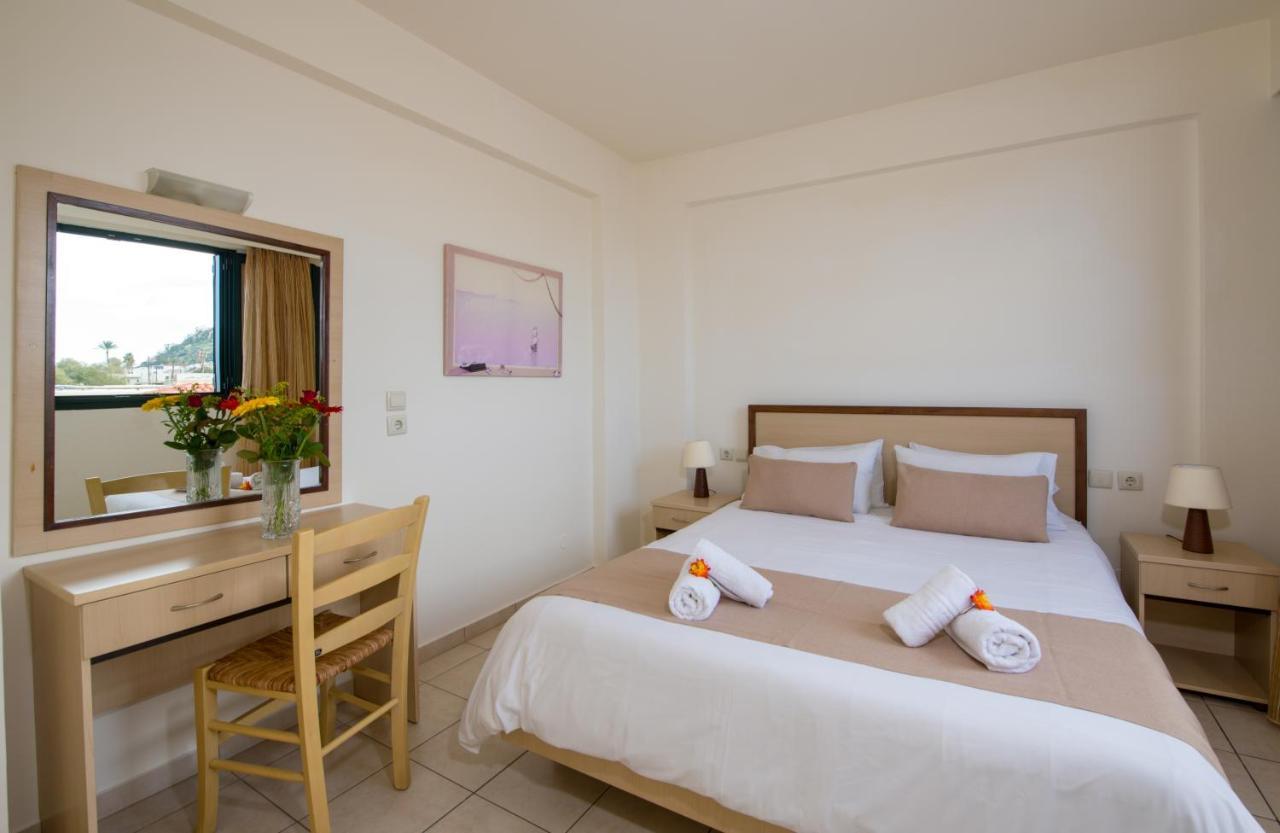 Margarita Beach Hotel Agia Marina  Luaran gambar
