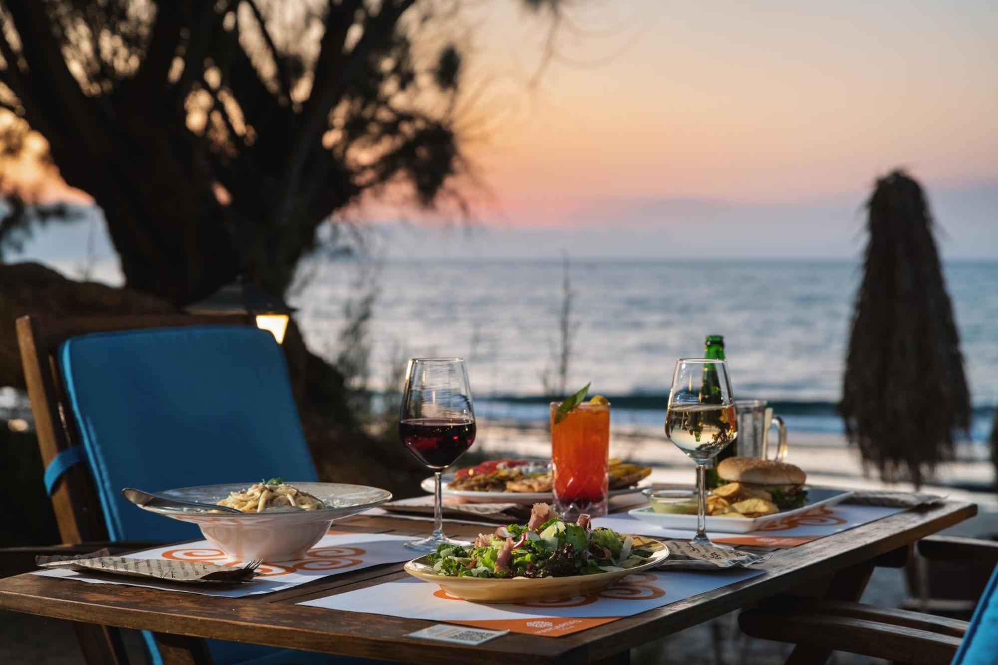 Margarita Beach Hotel Agia Marina  Luaran gambar